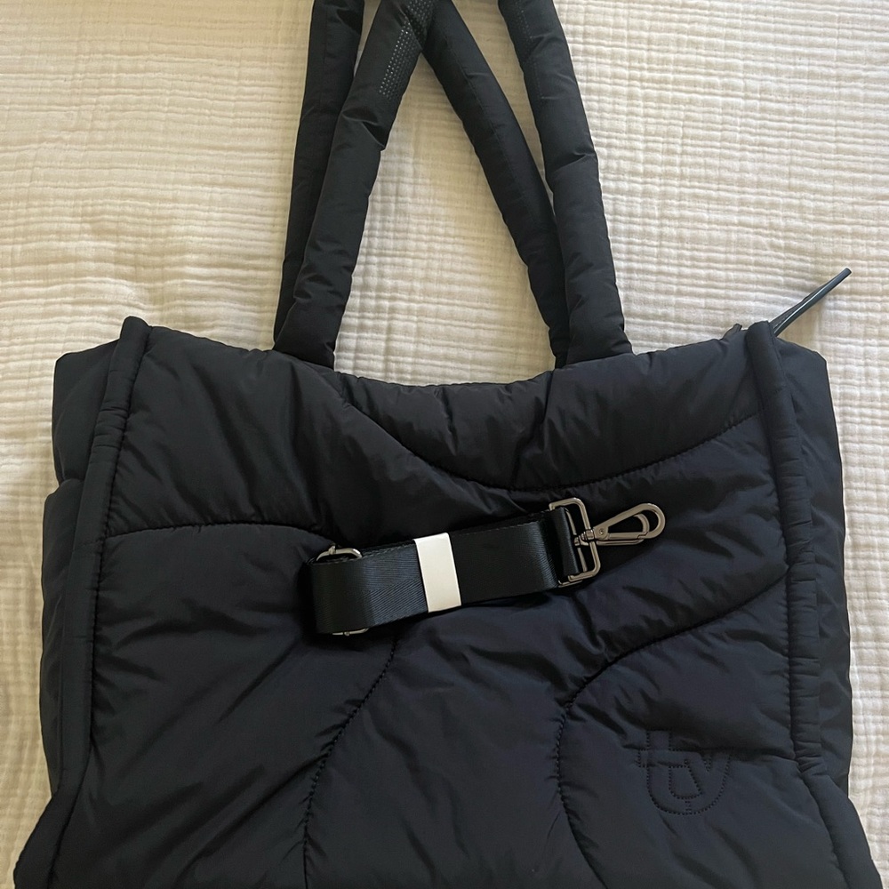 Thirty Years drift tote